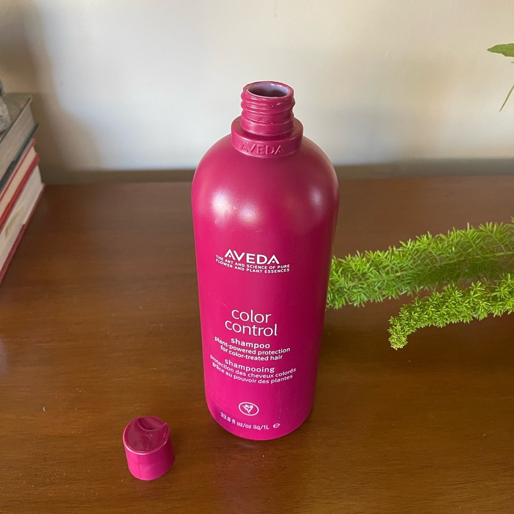 New Aveda color control shampoo 33.8 oz / 1 liter - Picture 4 of 8